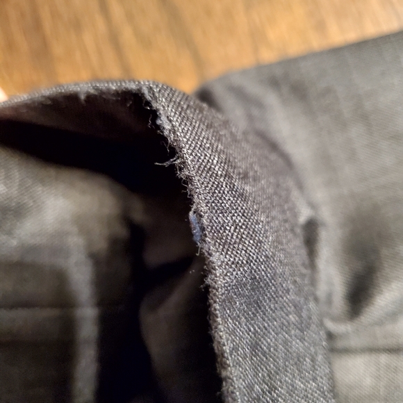 Charcoal Grey Suit - Kenneth Cole Reaction - 42R - Picture 11 of 12